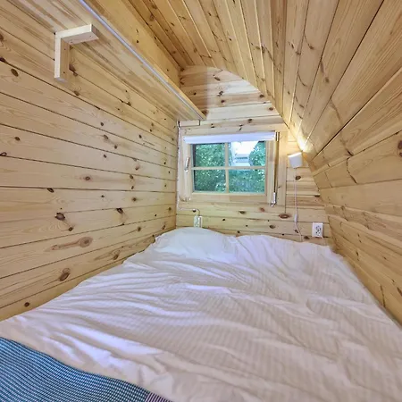 בקתה Tiny House Jet
